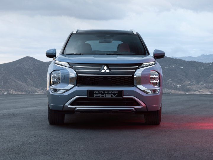 Mitsubishi Outlander 25 let - ceník a výbava